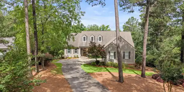 1101 WRAYSWOOD CIRCLE