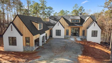 1135 JUMPING ROCK DRIVE