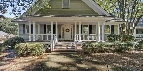 131 OAKTON SOUTH