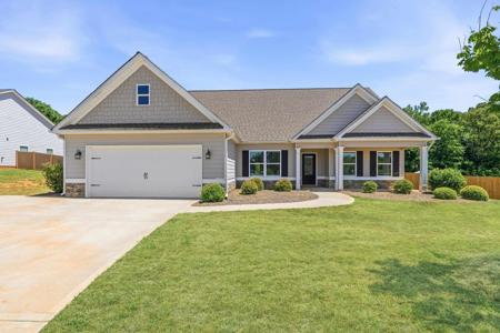183 LOCH WAY