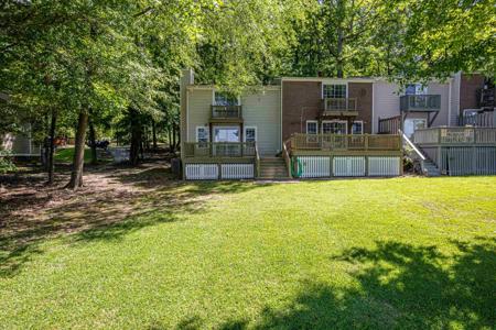 384 - 1&2 ARROWHEAD TRAIL