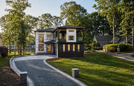 254 LOCH WAY