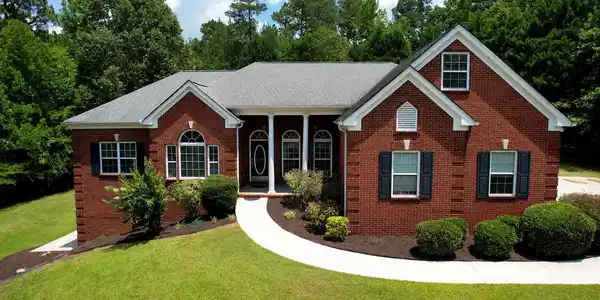1670 NORTHWOODS DRIVE