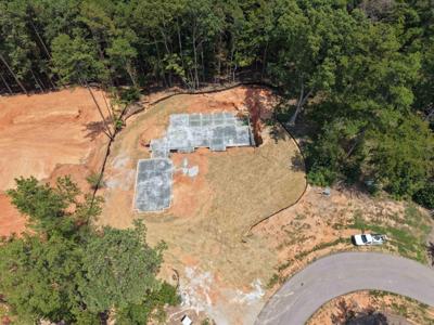 1000 EASTRIDGE LOOP