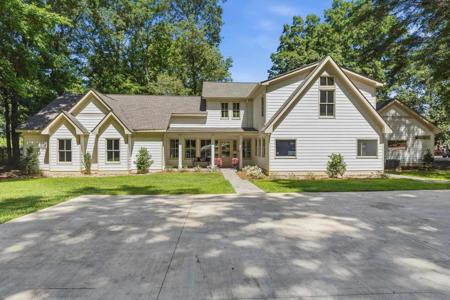 136 N HIDDEN LAKE DRIVE