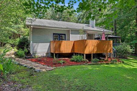 216 FAWNFIELD COURT