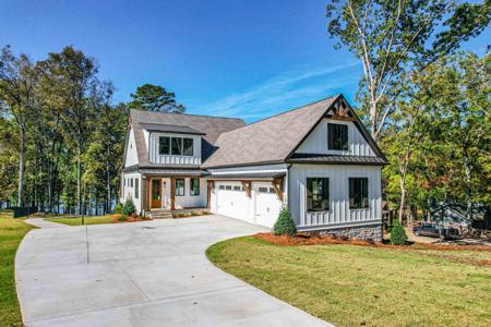 1401 OCONEE HEIGHTS DRIVE