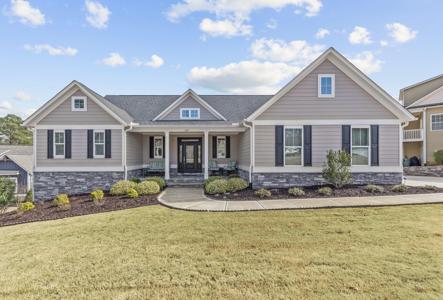 1011 LOFTER PLACE