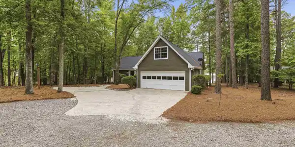 1010 HOLMES DRIVE