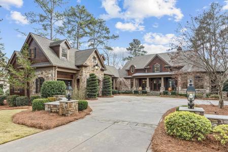 1251 LAKE CLUB DRIVE