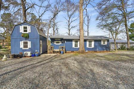 112 CEDAR LANE