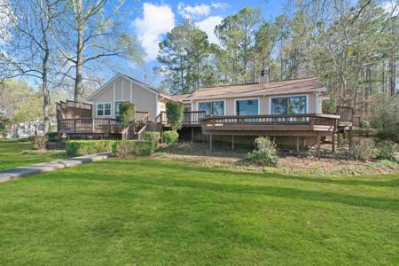 114 NE ANNETTE WAY Lot 42