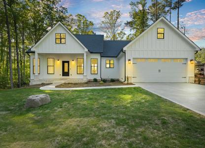 3694 LAKE CREST DRIVE