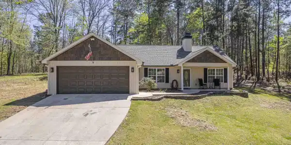 176 ARROWHEAD TRAIL