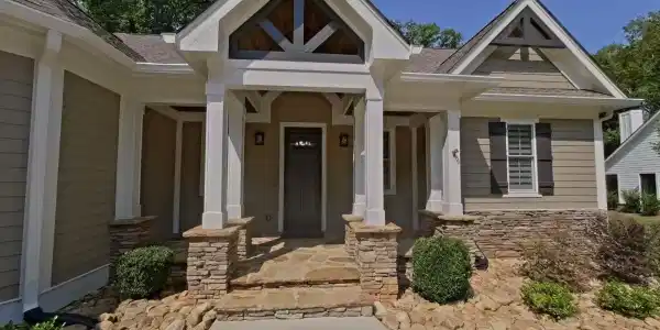 1821 CLUB DRIVE