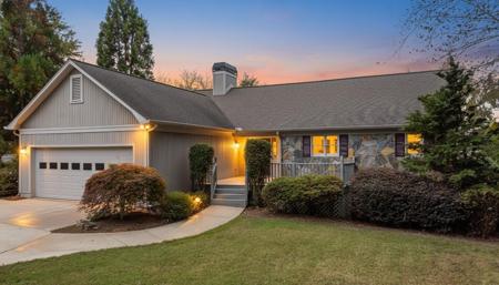 1171 GOLF VIEW LANE