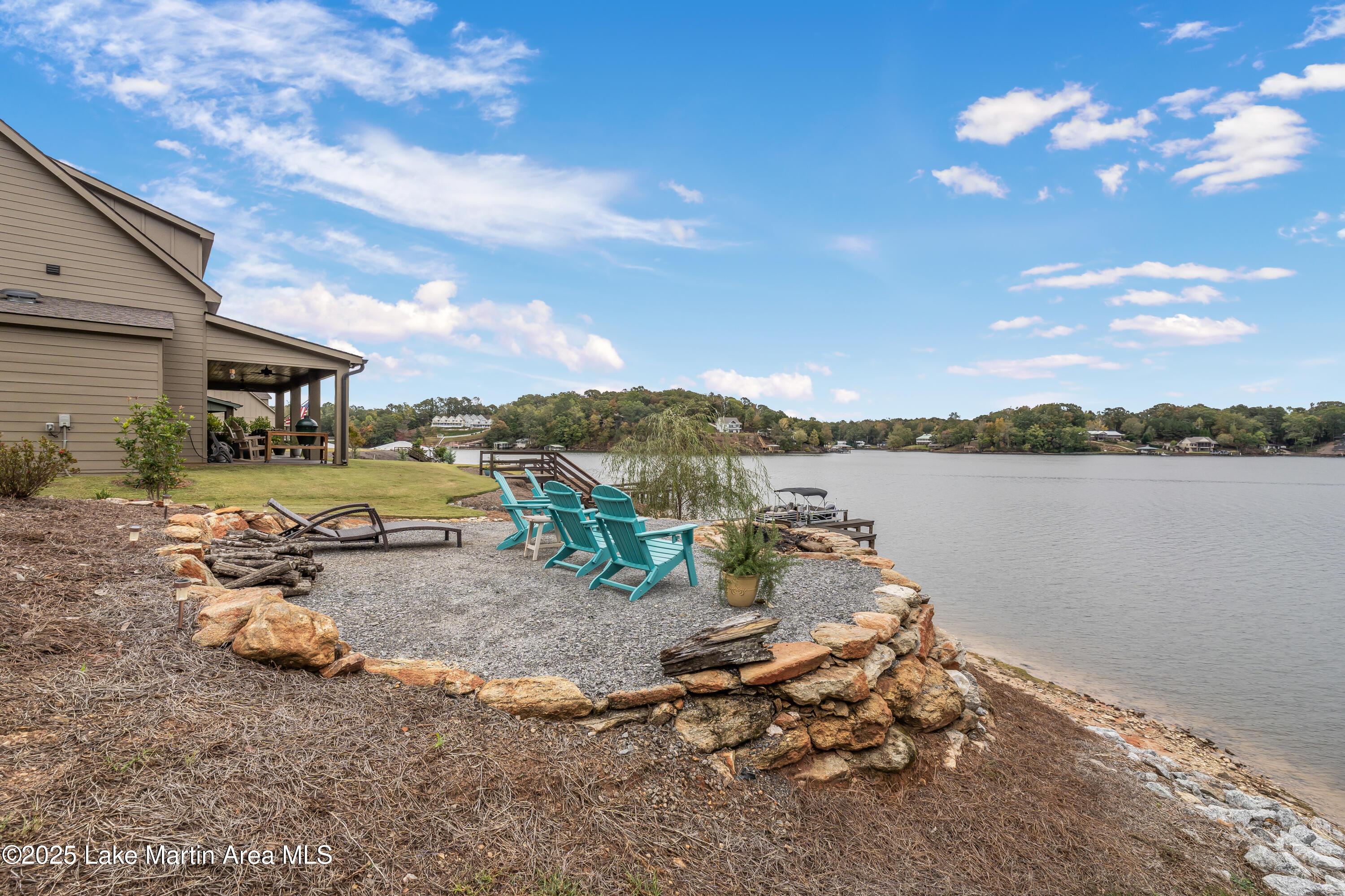 Image 4: Firepit Area