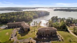 48-2403 Stoneview Summit Ln