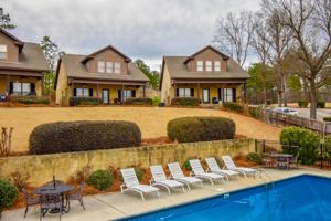 51 Toby Ln