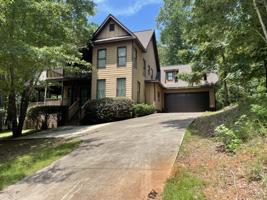 56 Magnolia Crest