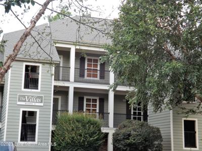110 Village Loop Unit 201