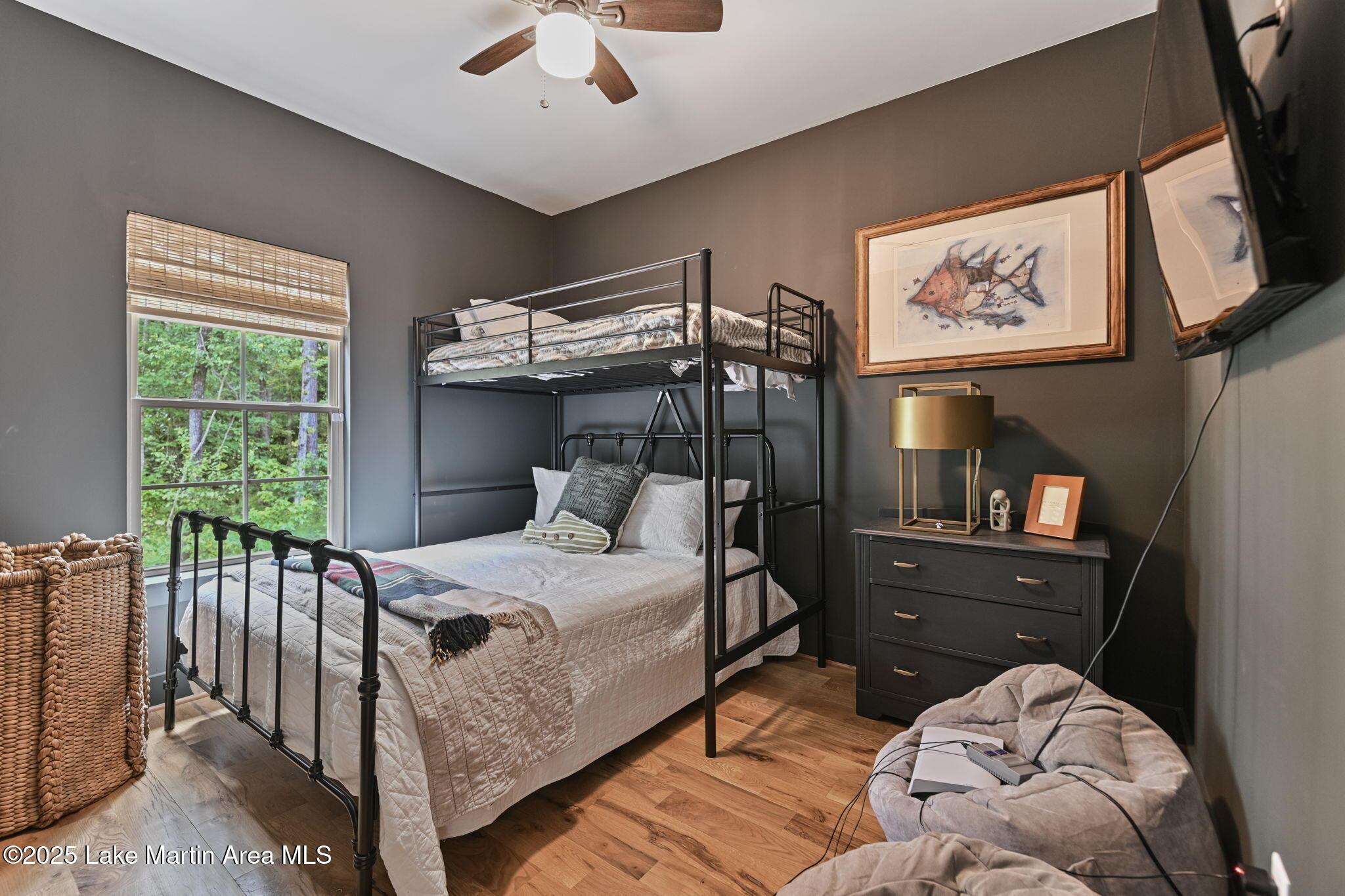Image 3: 5-web-or-mls-TP9_5809