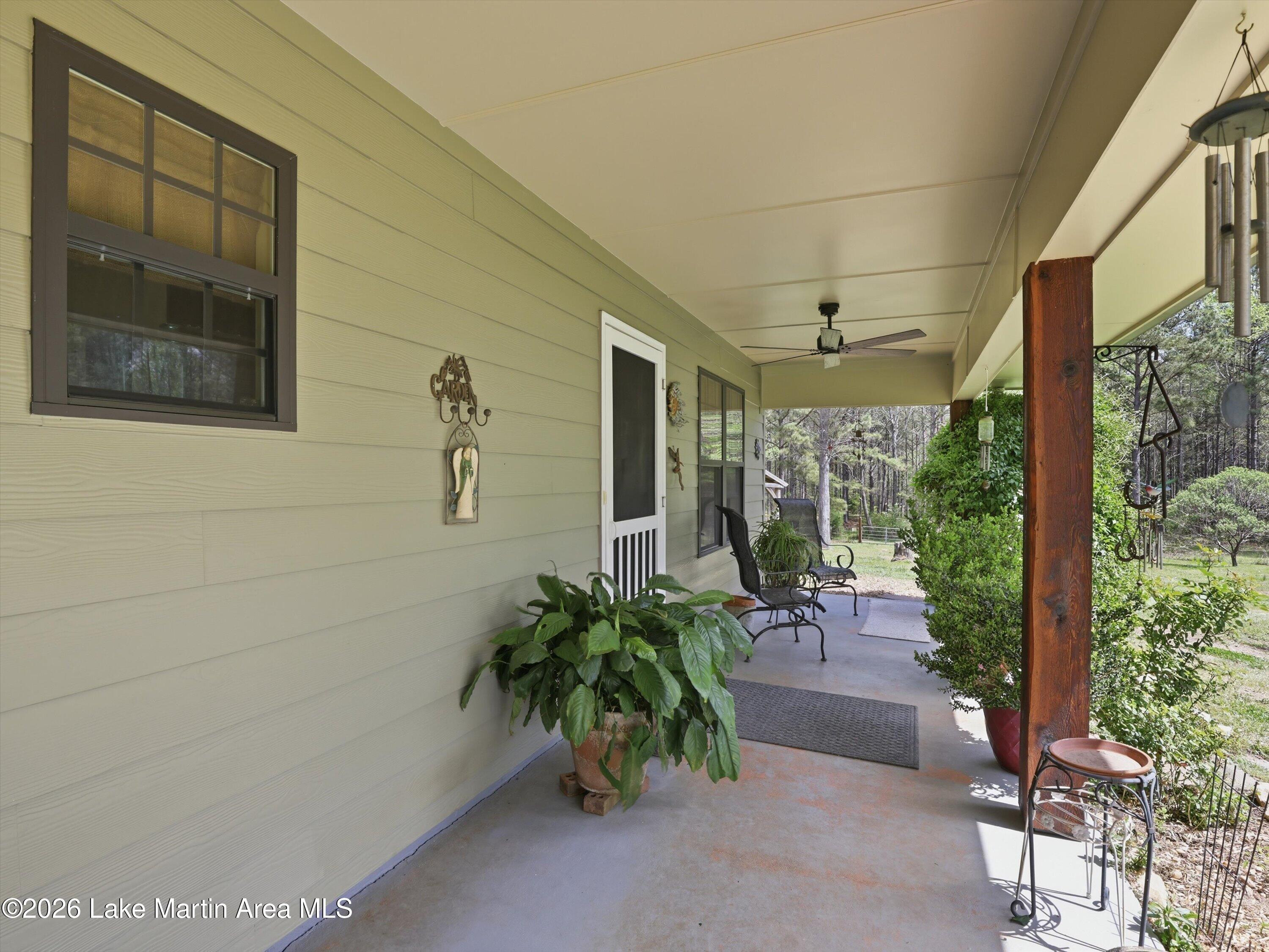 Image 4: Front porch