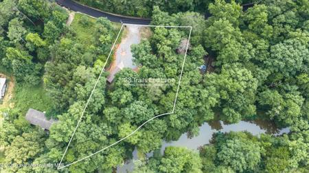 28 Trails End Ln