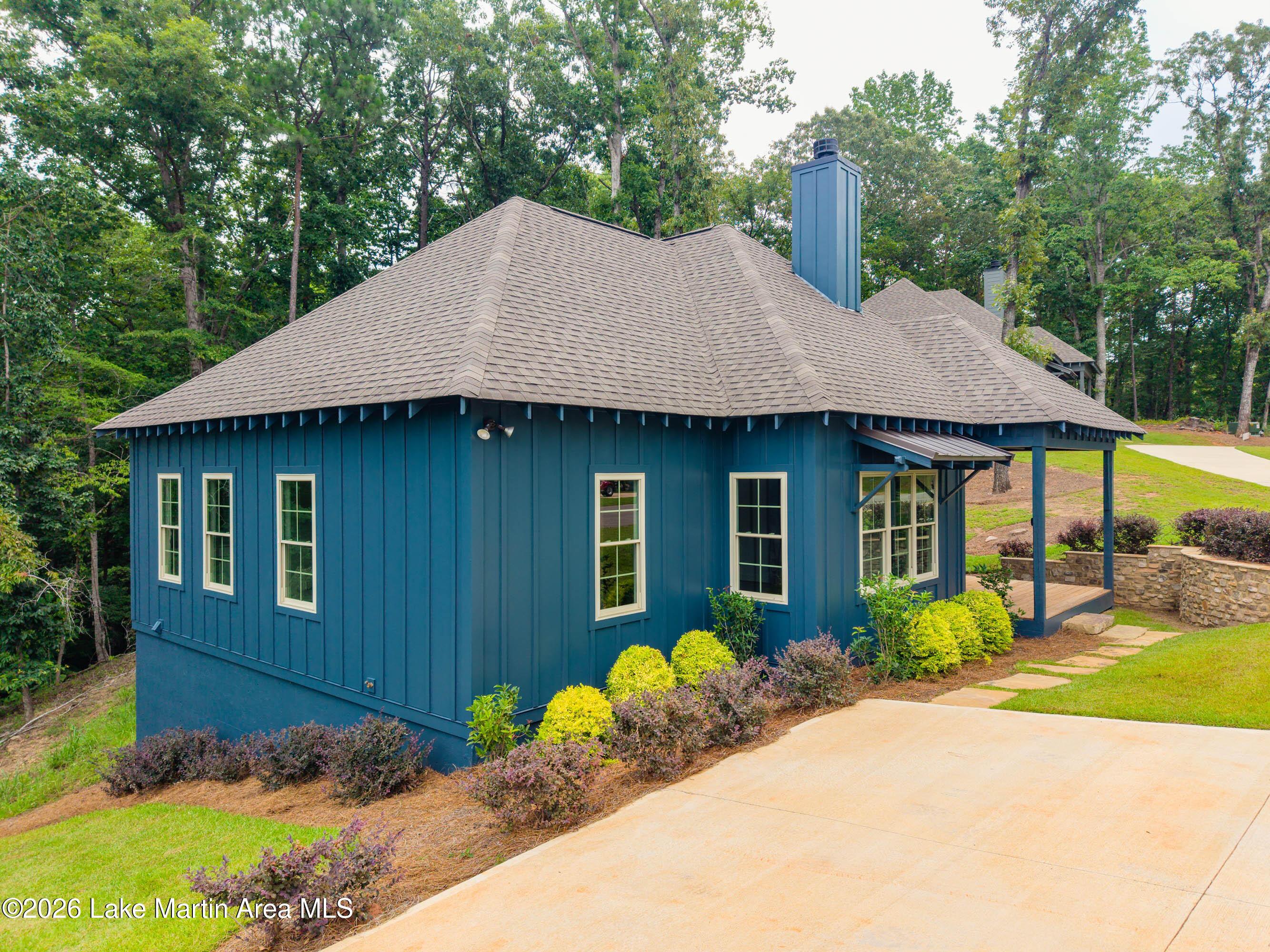 Image 3: 108 Village Trail | Lake Martin