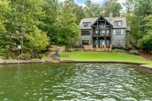 759 North Ridge
