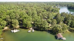 240 Carr Rd