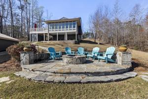 55 Lovell Rd