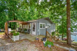 312 Holley Cir