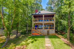 555 Winding Rd