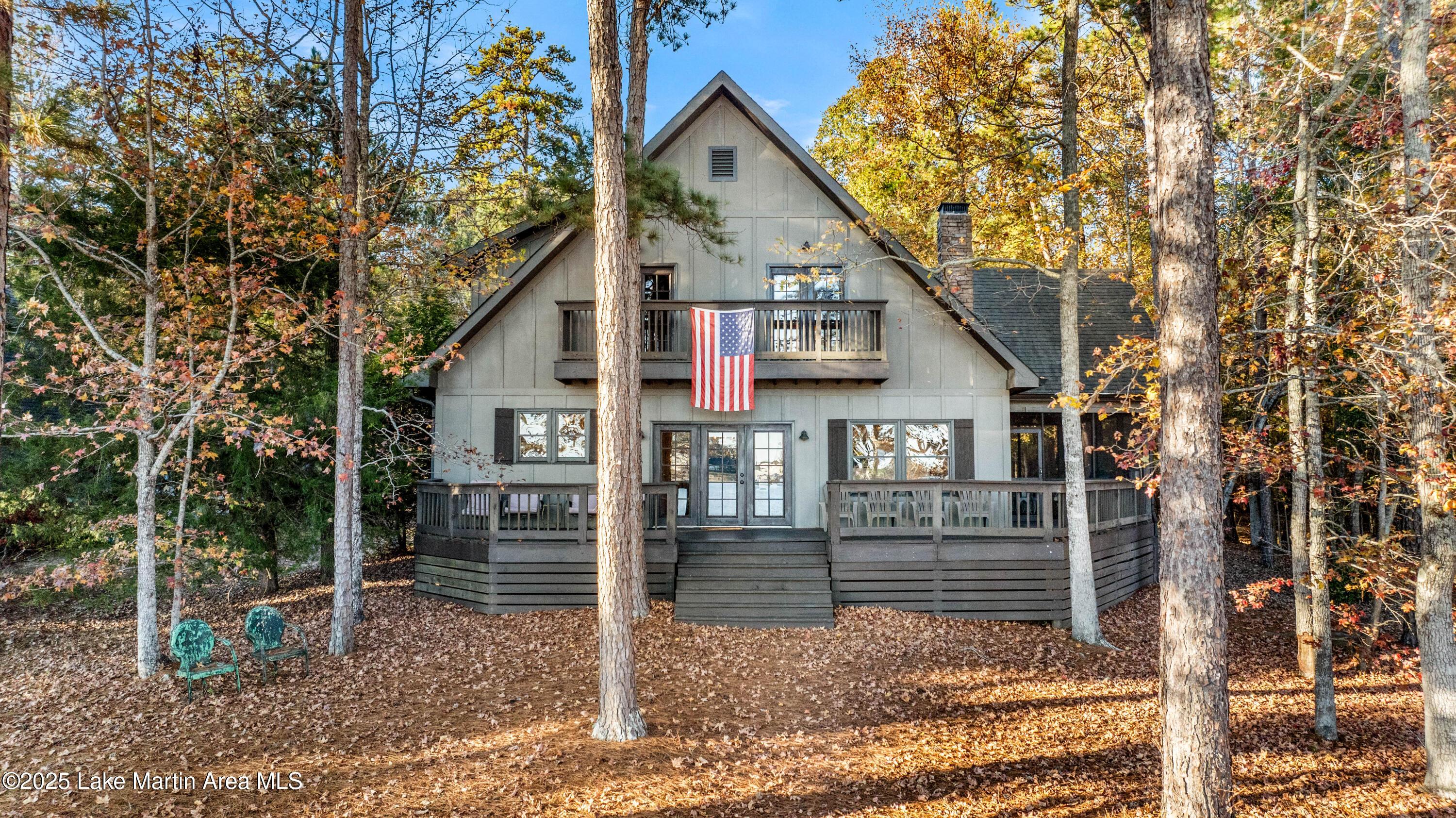 Image 1: DJI_20251117151724_0262_D