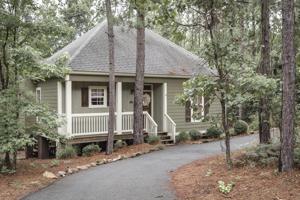 56 Village Cir