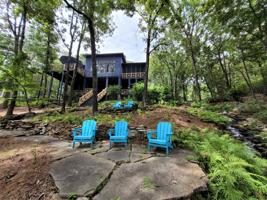 572 Long Branch Dr
