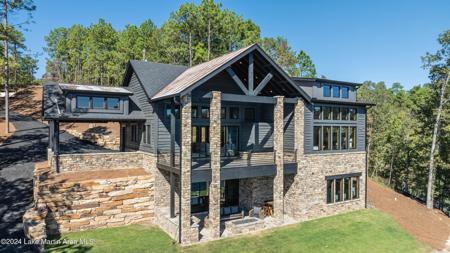275 Bob White Rd