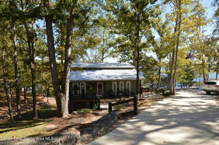 117 Wonderland Rd