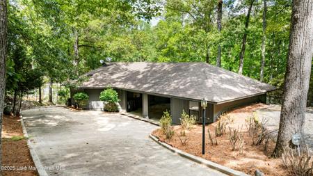 136 North Fairwinds