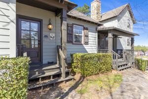 48 Village Crt