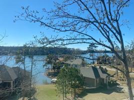 62 Loft Cir