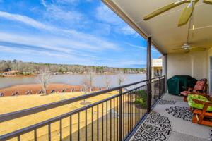 100 Bay Point Dr Unit 305