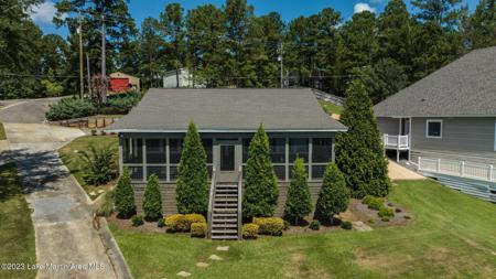 155 Lakeview Dr