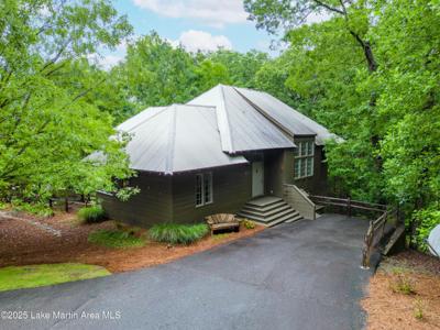 78 Old Tree Dr
