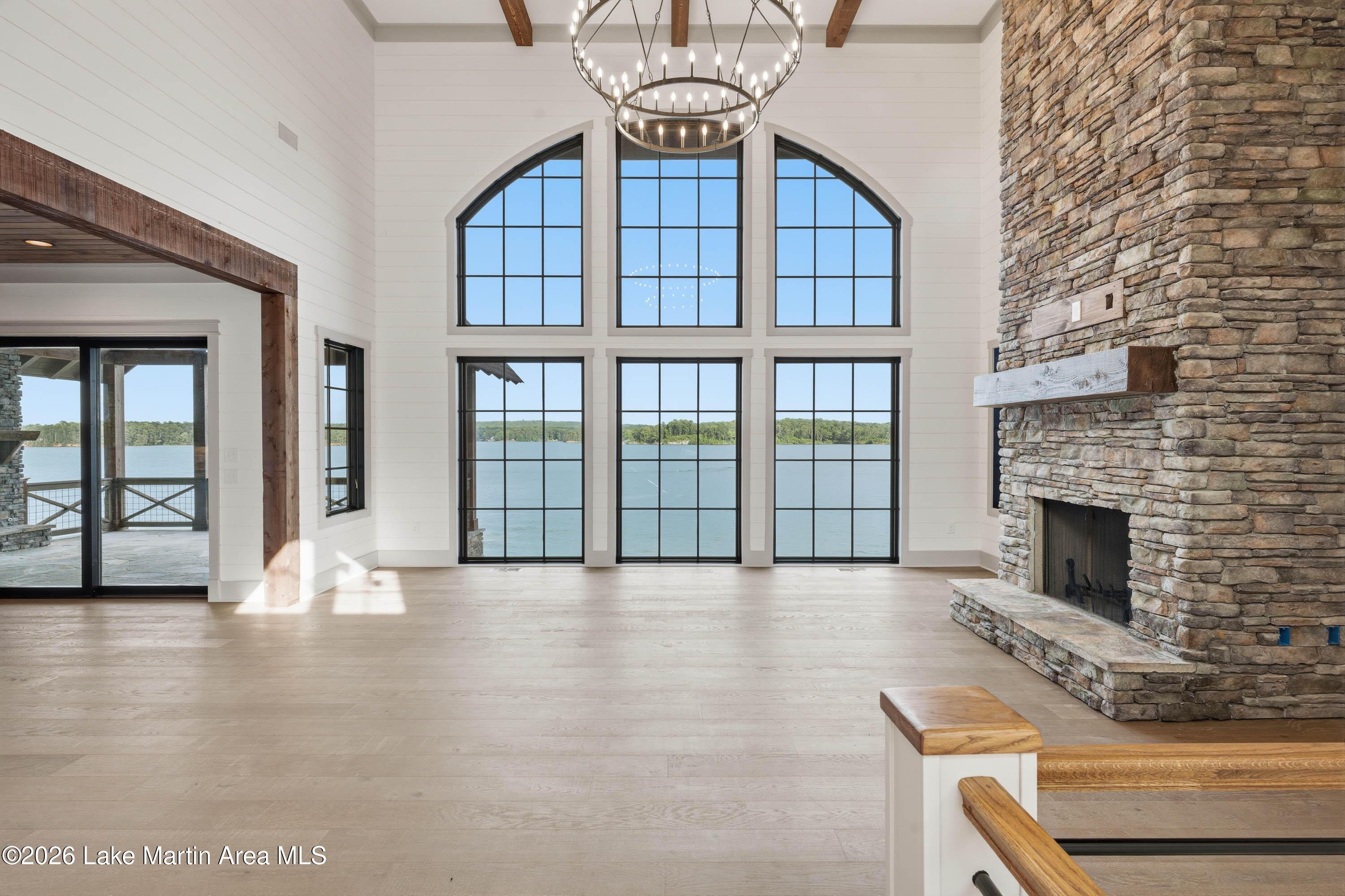 Image 4: Great room