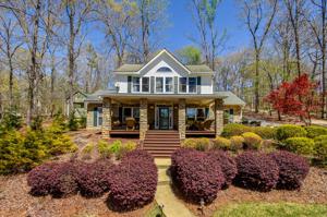 691 Lakeview