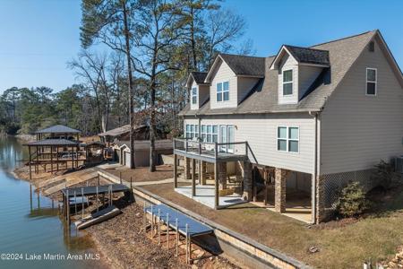 141 Wilson Point