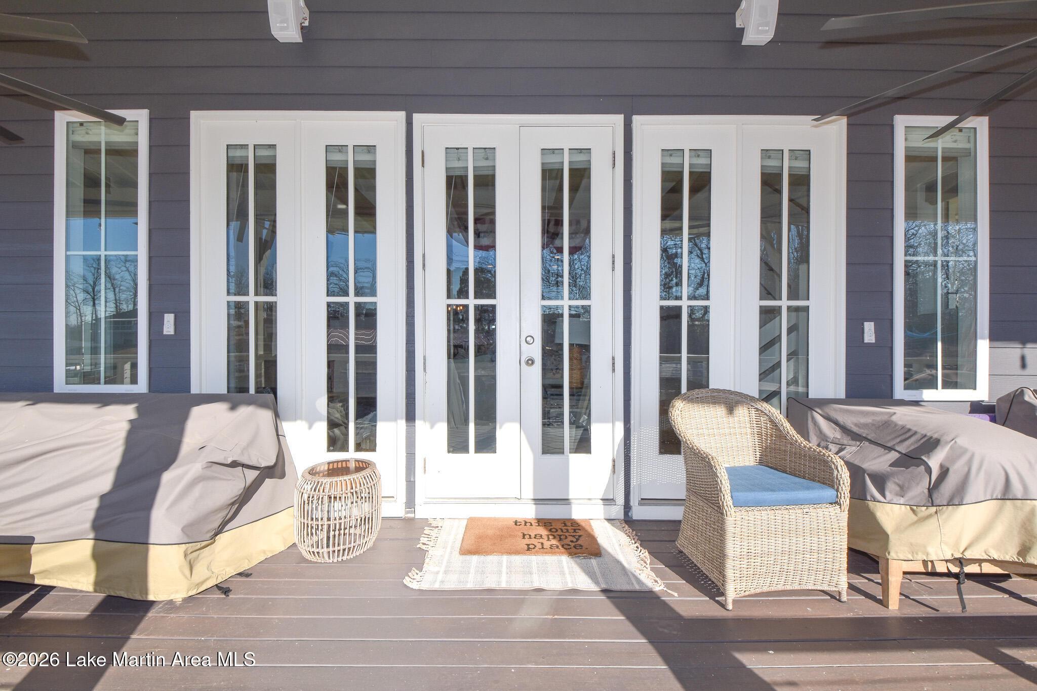 Image 3: Porch