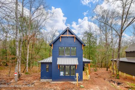 203 Magnolia Way